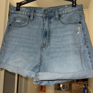 Hidden light wash Jean shorts